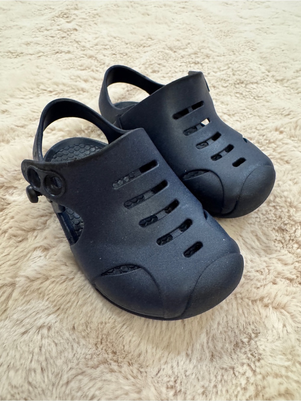 Okabashi Toddler Clogs Size 6